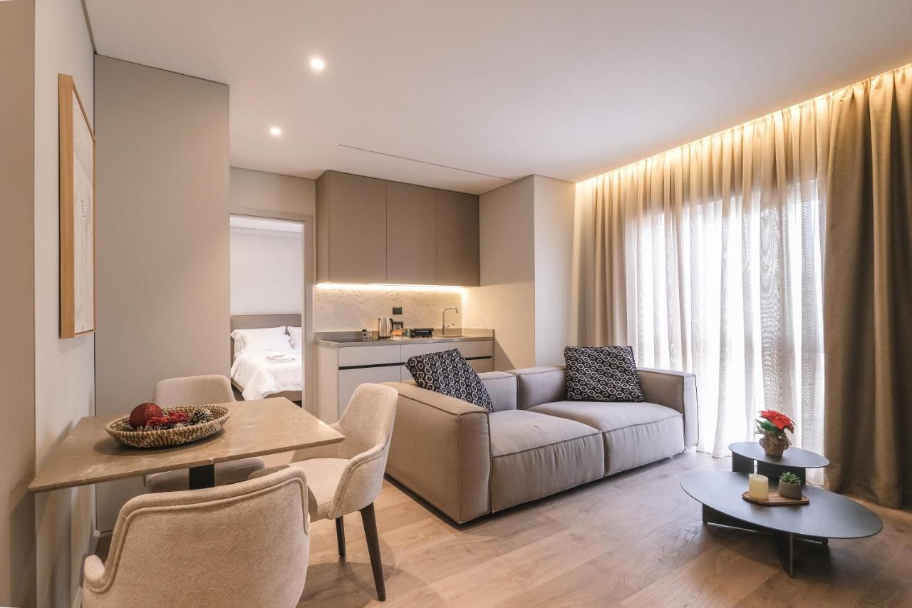 Two Steps Apartments 2 地拉那 外观 照片